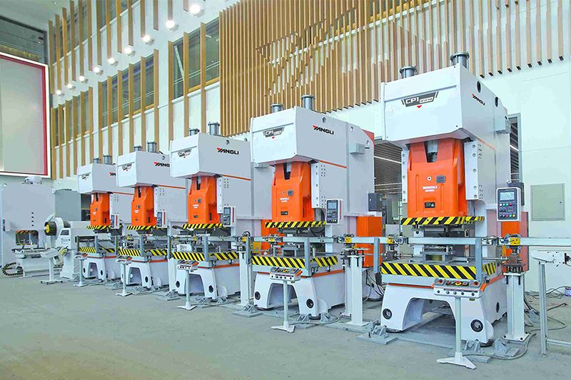 Skillnaden mellan elektrisk skruvpress och powerpress